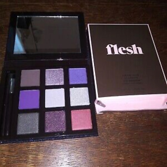 NIB!! LAST ONE!! DISCONTINUED FLESH STARSHINE EYESHADOW PALETTE - Picture 9 of 11